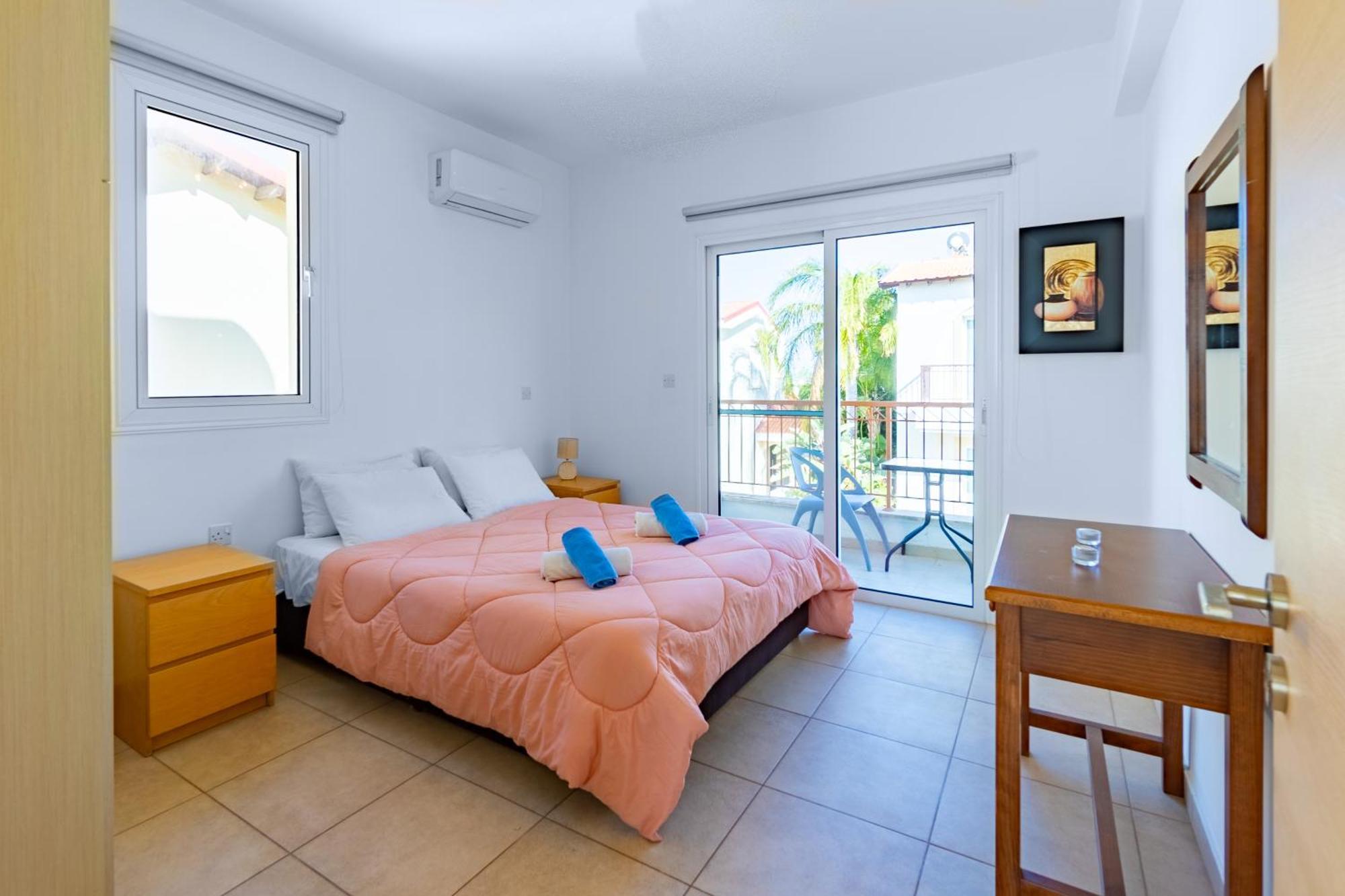 Villa Francesca Paralimni Bagian luar foto